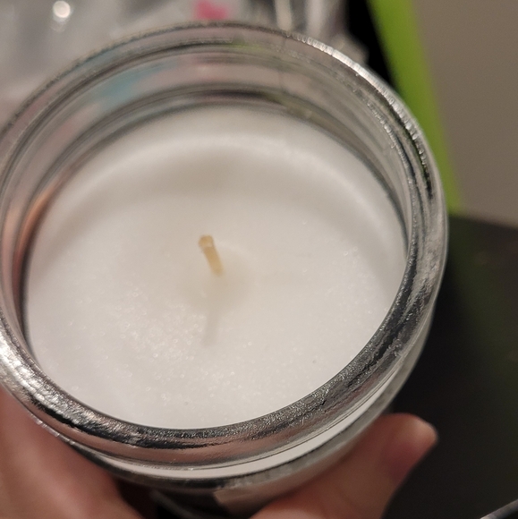 Foreverwick Diamond Candle - Picture 4 of 6